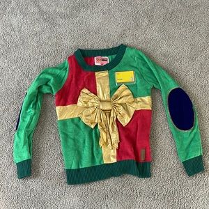Christmas Sweater tipsy elves size M